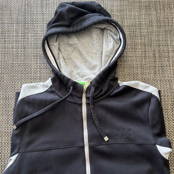 Hugo Boss Hoodie - Size Small Mens - Picture 2 of 4